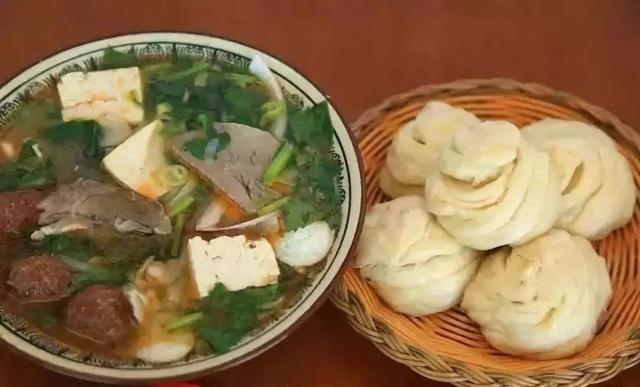 光听名字就会流口水的10道新疆美食,不饿算我输!