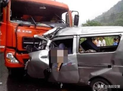 发生在我们身边的交通事故!扩散,希望身边事故能警示身边人…