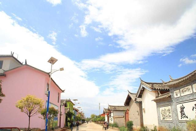 国内第一个彩色村,你去过了吗?