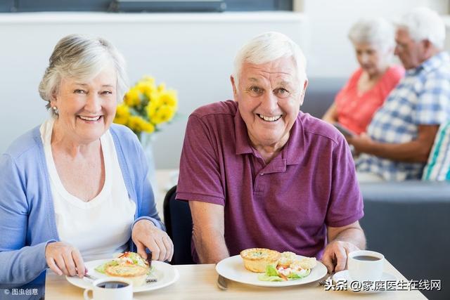 老年人怎么吃才养生?牢记4个饮食小技巧,健康又长寿