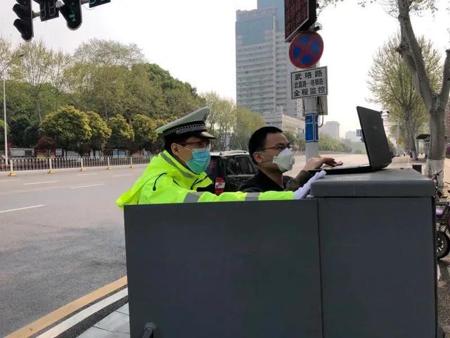 优化交通环境,武昌交警打出道路畅通“组合拳”!