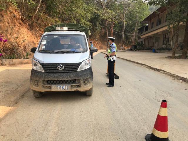 勐腊交警提前部署清明节道路交通管理工作