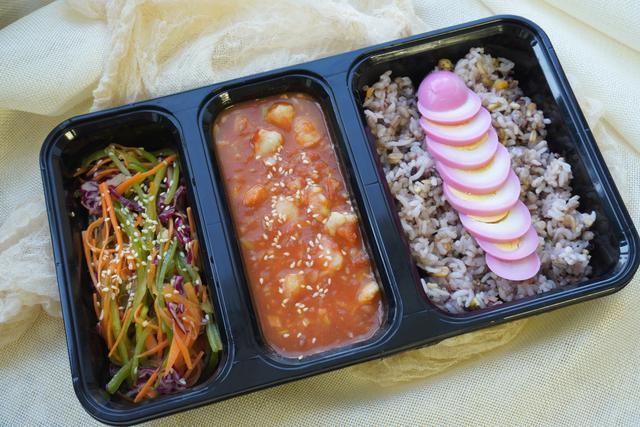 青少年如何健康饮食?营养师给你3条建议,少年强则国强