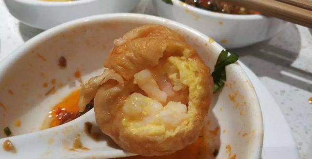 海底捞又一吃法要逆天,服务员:忍过了海鲜粥,没忍过“包饺子”