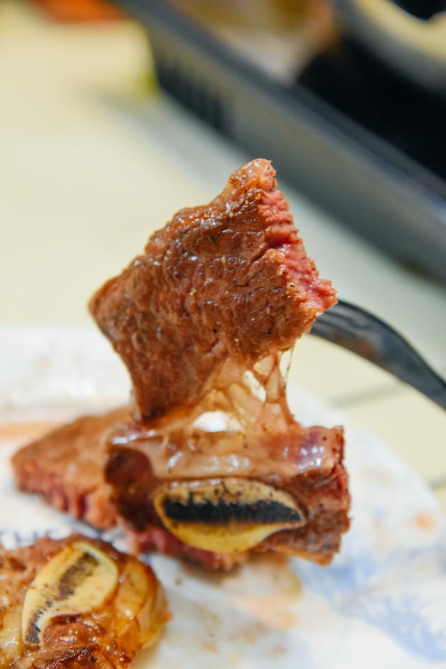 煎牛排掌握这两点,秒杀西餐厅,又香又好吃