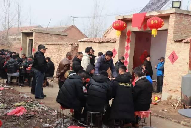 苏北农村参加喜宴:吃一顿大席饱三天