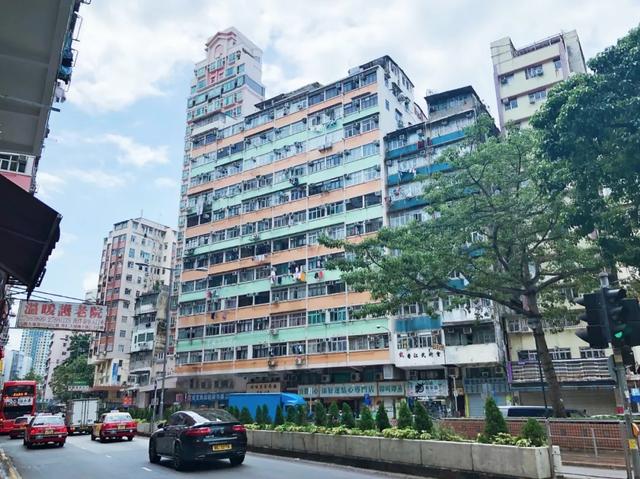 一条街,两家平价米其林,这可能是香港最亲民又好吃的地方