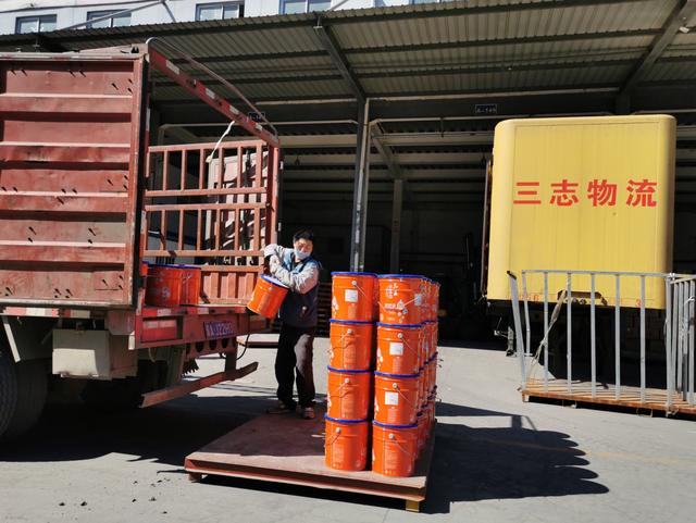 石家庄:畅通复工复产“生命线”交通秩序渐恢复