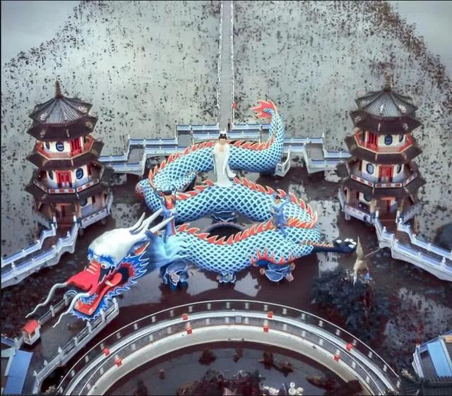 亚洲最“疯狂”的5座建筑,乐山大佛上榜,看到泰国的:神奇。