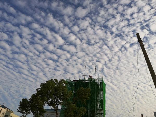 浙江温岭现地震云；地震云预测地震准确吗？