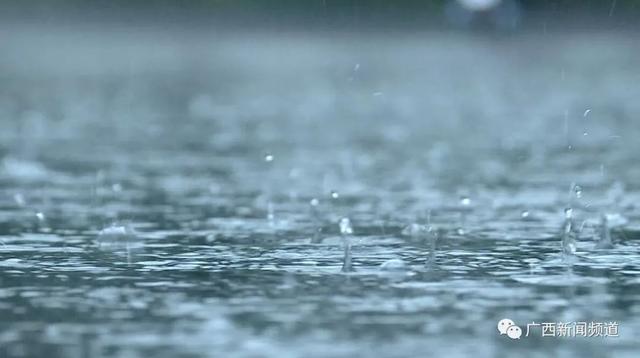 多名网友称拍到“地震云”?气象专家:没有半点关系