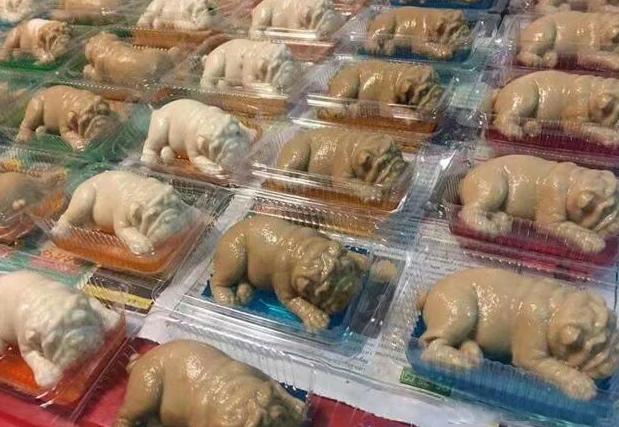 面对泰国这种食物,中国吃货也没有勇气把勺子插进去了