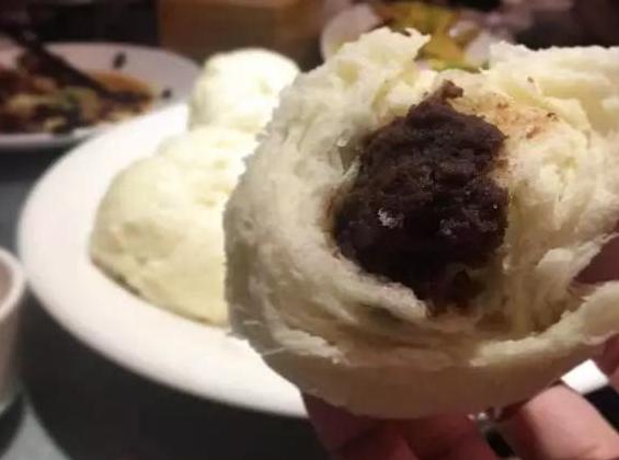 到了云南,这些特色小吃千万不能错过,对吃货来说简直是美食跑酷