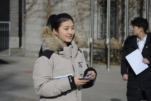 终于找到了这个“美女如云”的小巷子,无数有趣的人和店藏匿其中