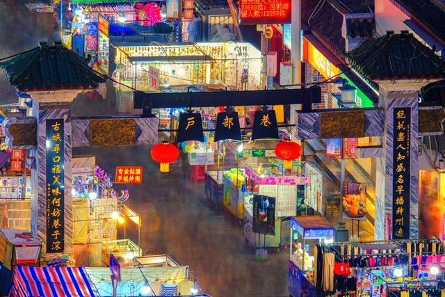 武汉最有名的3条美食街，第一条全国闻名，其他两条本地人都爱去