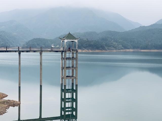 水天一色