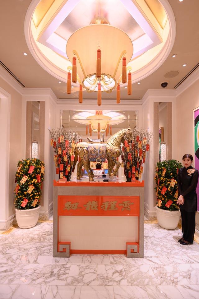 澳门氹仔地区,永利皇宫的美食太吸引人,外来客人也络绎不绝