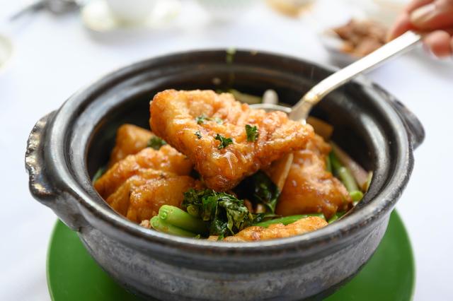 澳门氹仔地区,永利皇宫的美食太吸引人,外来客人也络绎不绝