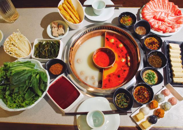 入选北京必吃榜的安徽火锅，到底有什么魔力，一等位就是4小时