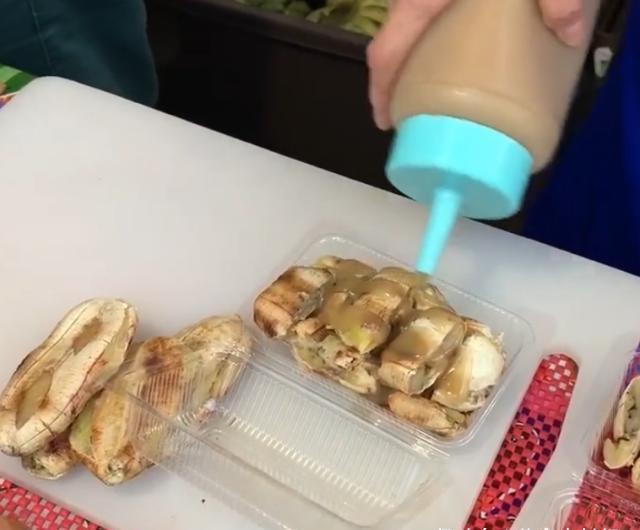 带你逛柬埔寨当地有名的特色小吃,一条街就能吃到饱