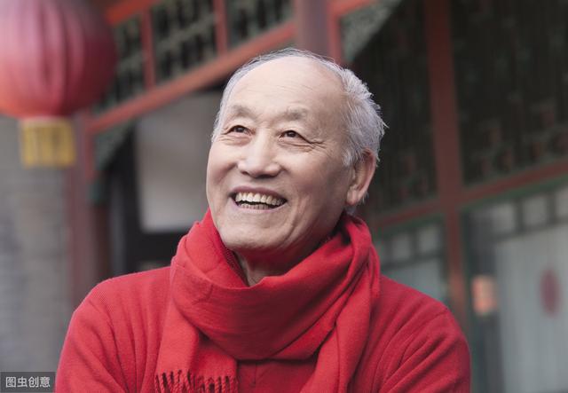 寿命长的人,四个坎能顺利过去,若你都做到,恭喜你很健康