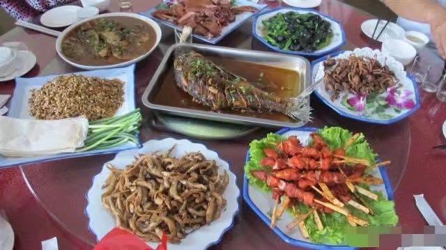第一次去东北农家乐,点了四道菜150,端上桌是不是被宰了?