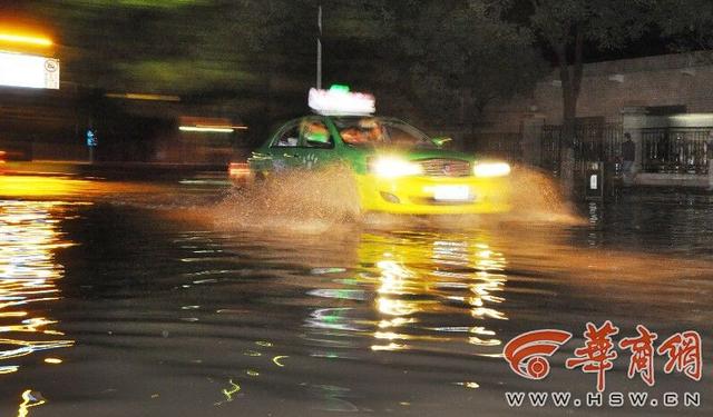 陕西多地现大风天 盘点恶劣天气保命“冷知识”