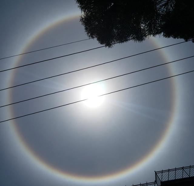 河源天空惊现罕见“日晕”奇观!刷爆朋友圈的它究竟是怎么来的?