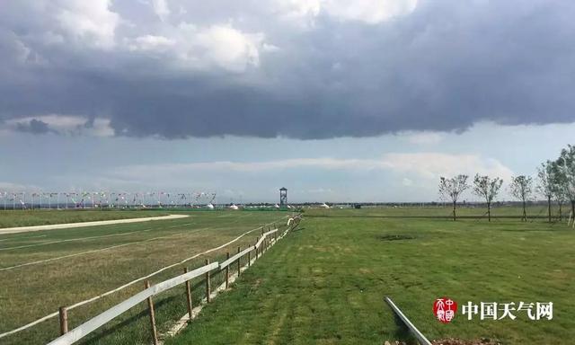 天空又出奇妙天象！雨幡了解吗？