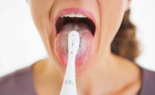 早晨不刷牙就喝水,会喝进一堆细菌损伤肠胃?请大家放宽心