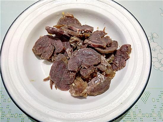 它是“天然消食片”，老少皆宜，上桌十分钟立马抢光，消食下饭