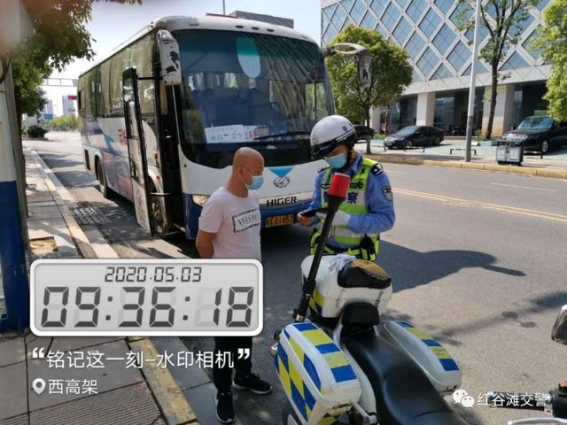 红谷滩交警连续奋战 圆满完成五一节期间道路交通安全管理工作