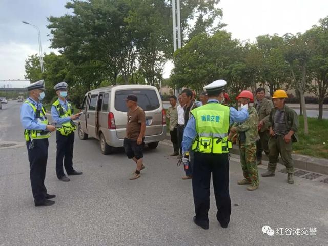 红谷滩交警连续奋战 圆满完成五一节期间道路交通安全管理工作