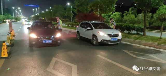 红谷滩交警连续奋战 圆满完成五一节期间道路交通安全管理工作