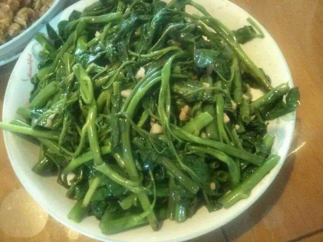 夏天受欢迎的3种蔬菜,豆角上榜,它已经成为每日必备蔬菜