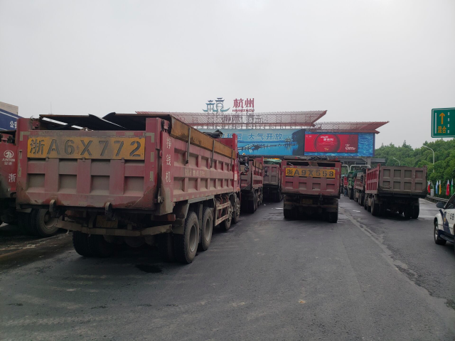 再见,钱江二桥!服役28年,今起公路段正式封闭|杭州部分高速路段实施交通断流管制