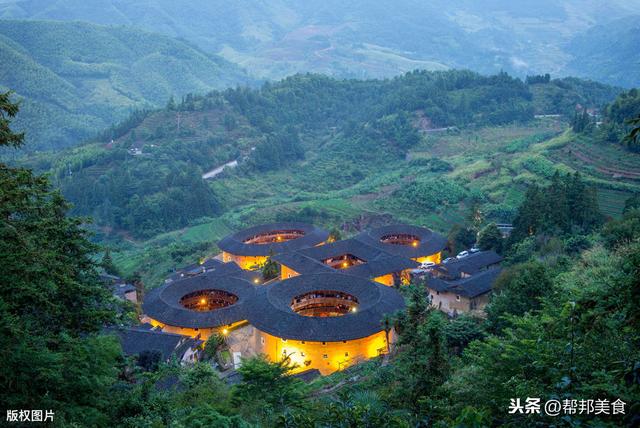 到福建一定要吃的8大美食。有的也许见都没见过，您吃过几种呢？