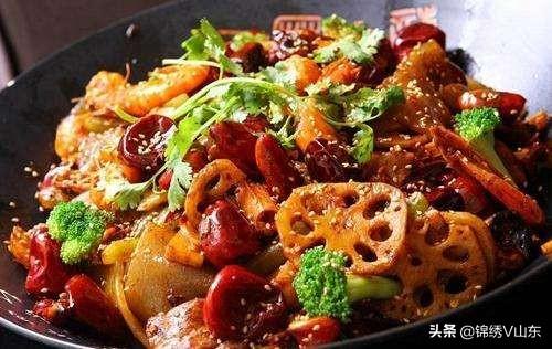 去亲戚家做客,十分钟就做出几道美食,真是太佩服了