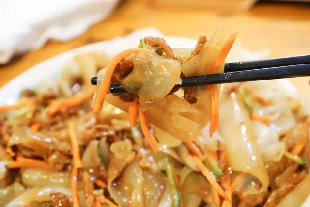 筷子最“难”夹的7道菜，国人都容易失败，老外基本不可能成功