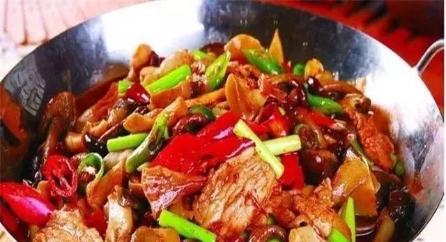 外国人：我要吃中国最辣的菜！网友推荐了6道菜，空气瞬间凝固