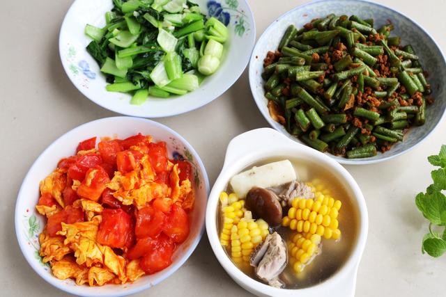 夏日家常菜谱，做法简单，下饭解馋，搭配起来吃超过瘾