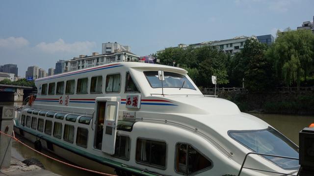 杭州被游客忽略的千年景区，10公里景点全免票，坐游船仅3元