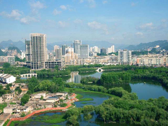 我国夏天最凉快的3座城市,个个都是避暑胜地,适宜旅游和居住