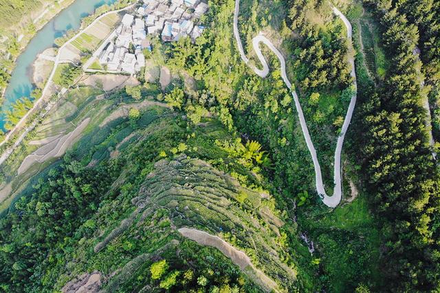 藏在贵州大山的避暑胜地,常年气温只有19.5度,还被誉为世外桃源