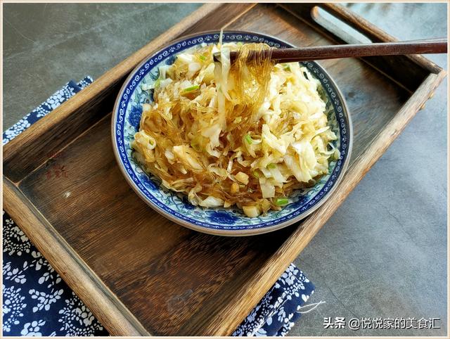 夏天，不想做饭就吃它，5分钟就上桌，热量低饱腹快，爽口又解馋