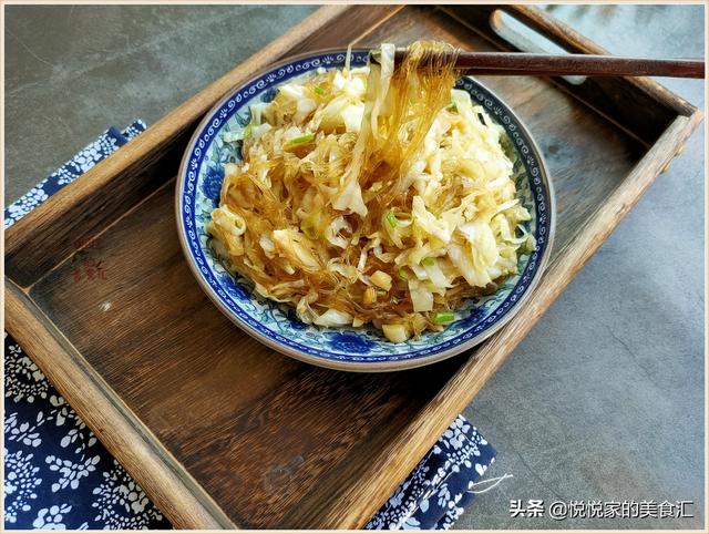 夏天，不想做饭就吃它，5分钟就上桌，热量低饱腹快，爽口又解馋