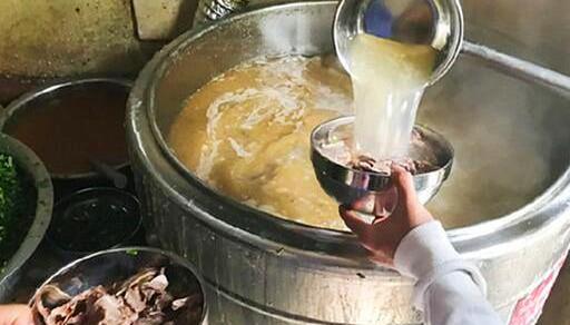 真的存在“百年老汤”吗?是如何保存的,难道是一直在火上煮吗?