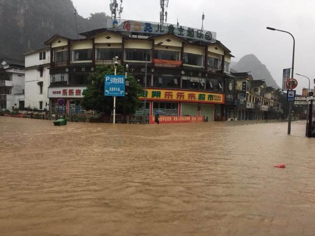 受强降雨影响,7个路段交通中断!桂林阳朔警方发布最新路况信息