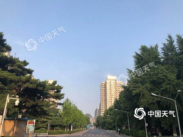 北京晴朗炎热在线 周日最高气温或达36℃