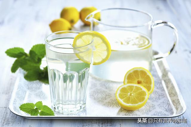 坚持喝一个月柠檬水身体会有怎样的变化?